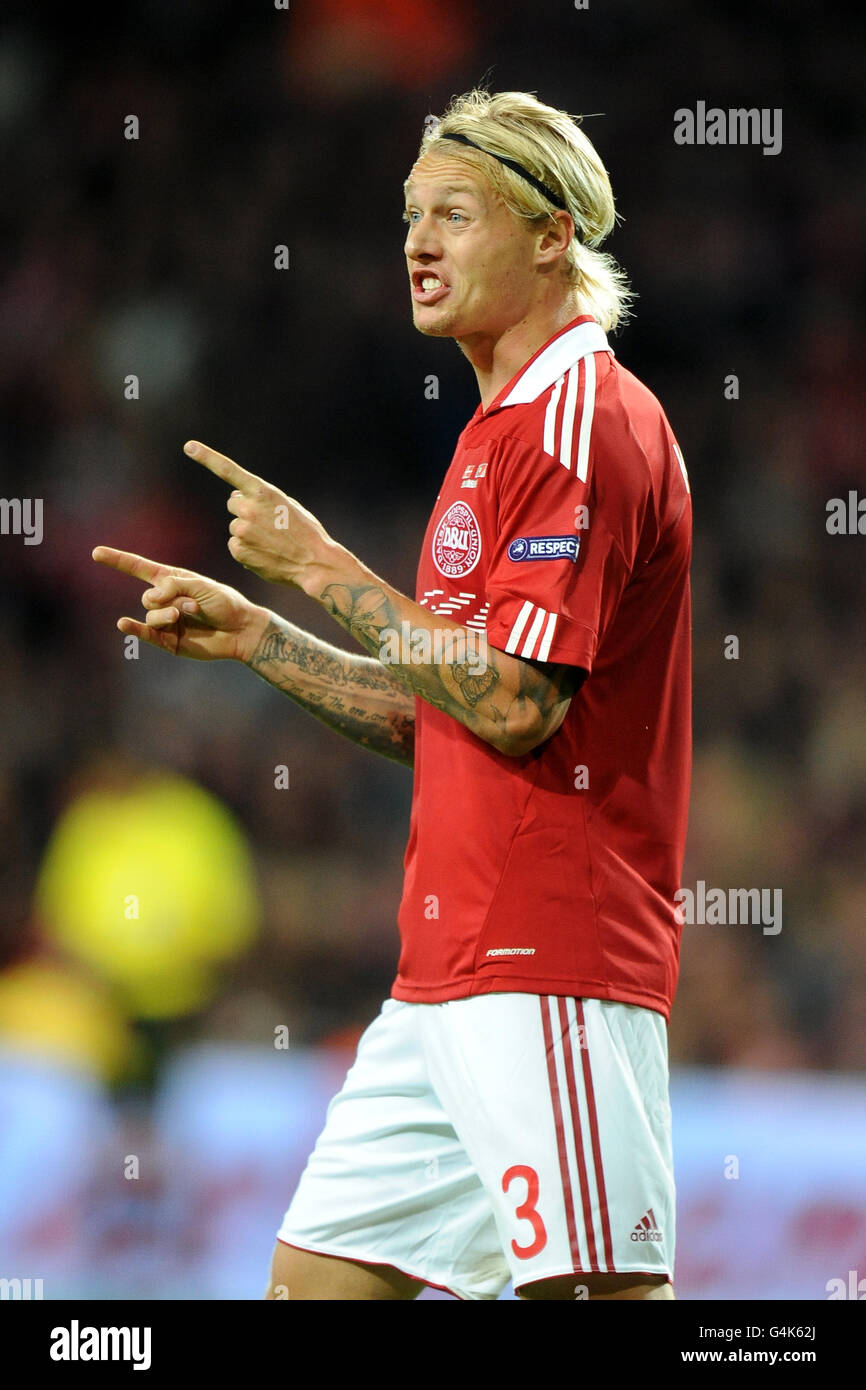 Calcio - UEFA Euro 2012 - Qualifiche - Gruppo H - Danimarca contro Portogallo - Parken Stadion. Simon Kjaer, Danimarca Foto Stock