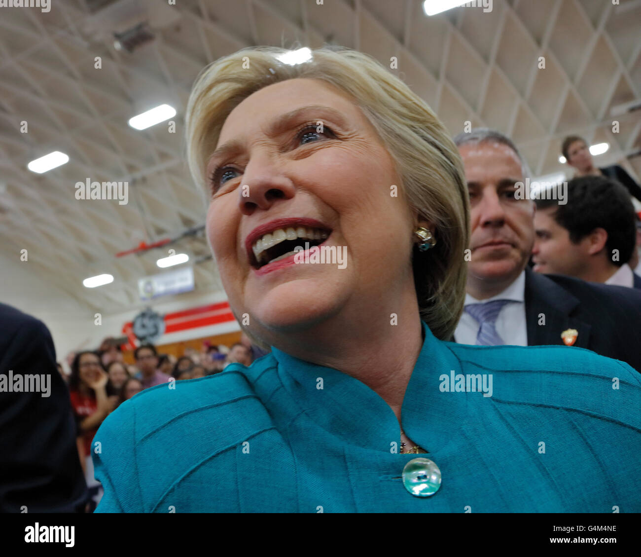 Il candidato presidenziale Hillary Clinton le campagne in Oxnard, CA a 'uscire il voto" rally Foto Stock