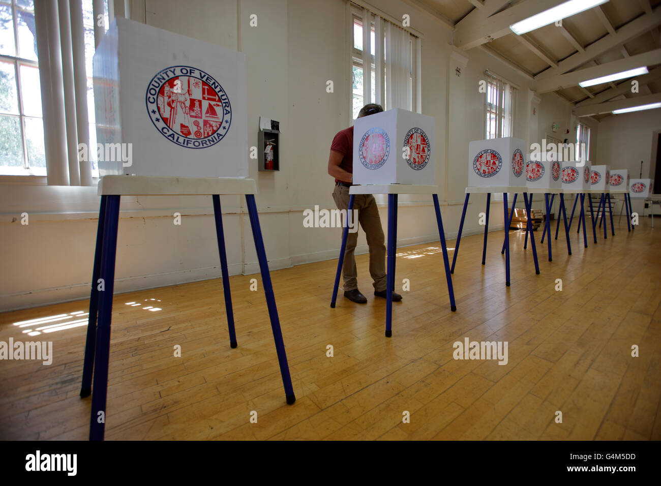Ventura County, California i cittadini a recarsi alle votazioni Foto Stock