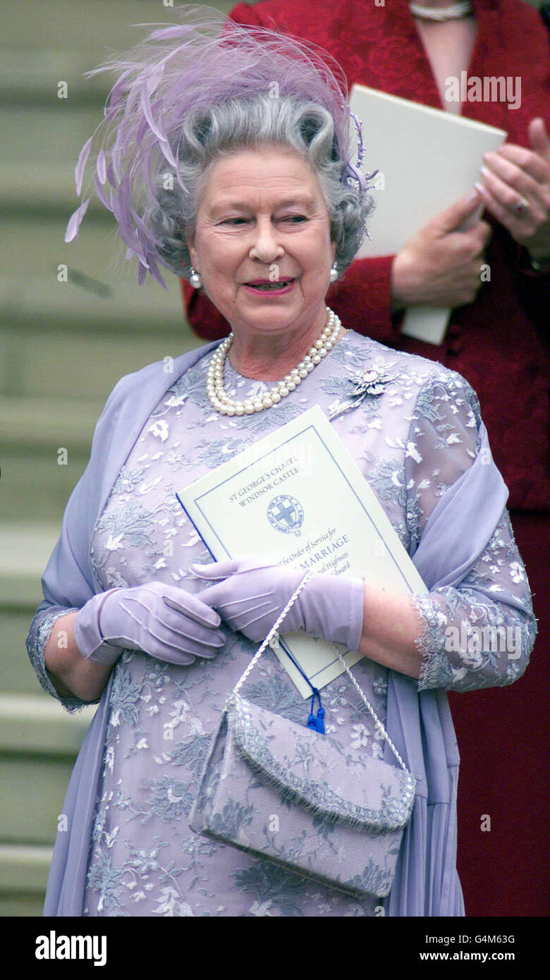 Royal Wedding/Queen sorrisi Foto Stock