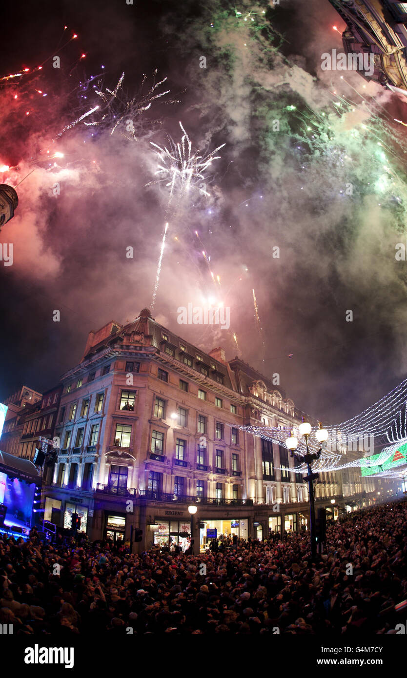 Regents Street le luci di Natale accendere - Londra Foto Stock