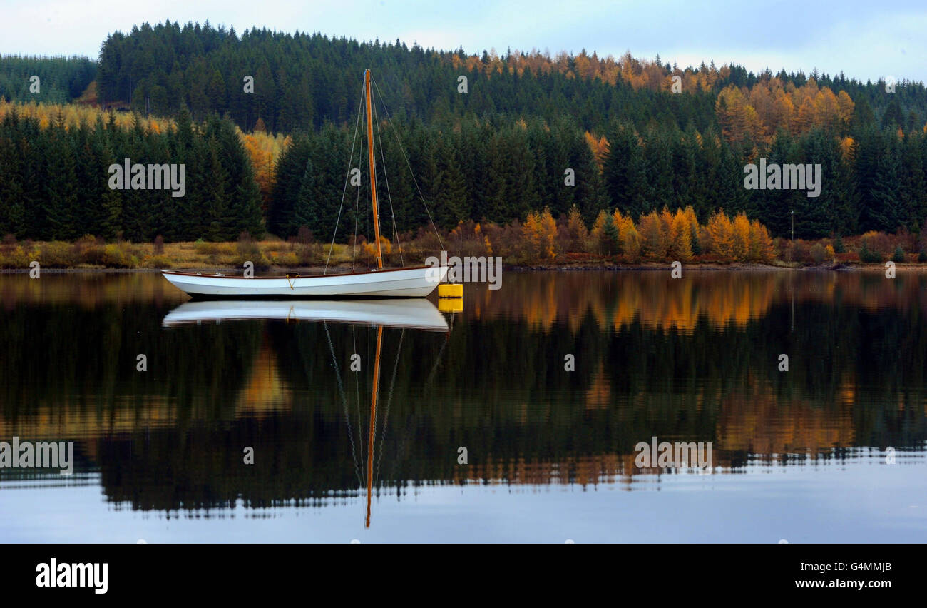 Tempo invernale 1 novembre. Una scena invernale a Kielder Water. Foto Stock