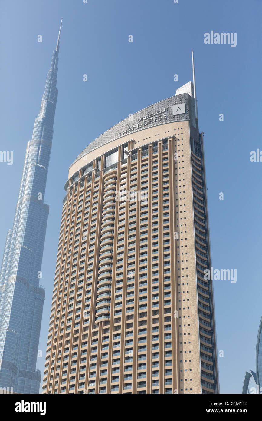 L'indirizzo e il Burj Khalifa presso il centro commerciale di Dubai, Dubai Foto Stock