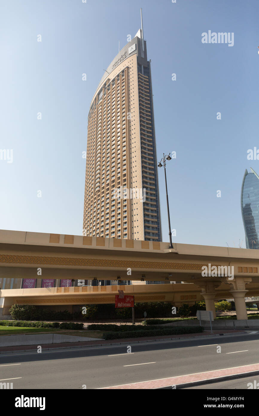 L'indirizzo presso il centro commerciale di Dubai, Dubai Foto Stock