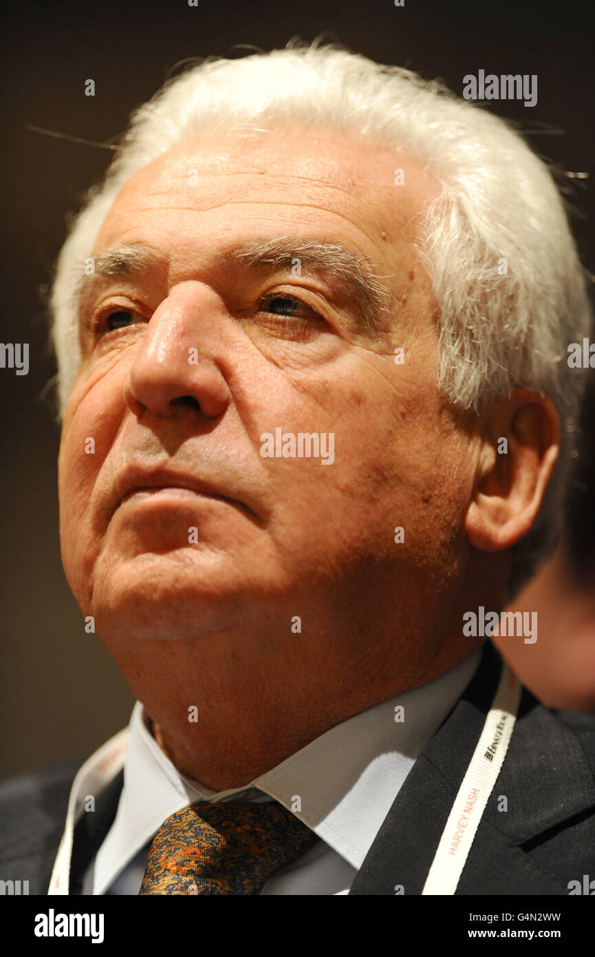 Leonardo Simonelli della Camera di Commercio Italiana e dell'industria alla Conferenza CBI dell'hotel Grosvenor House, nel centro di Londra. Foto Stock