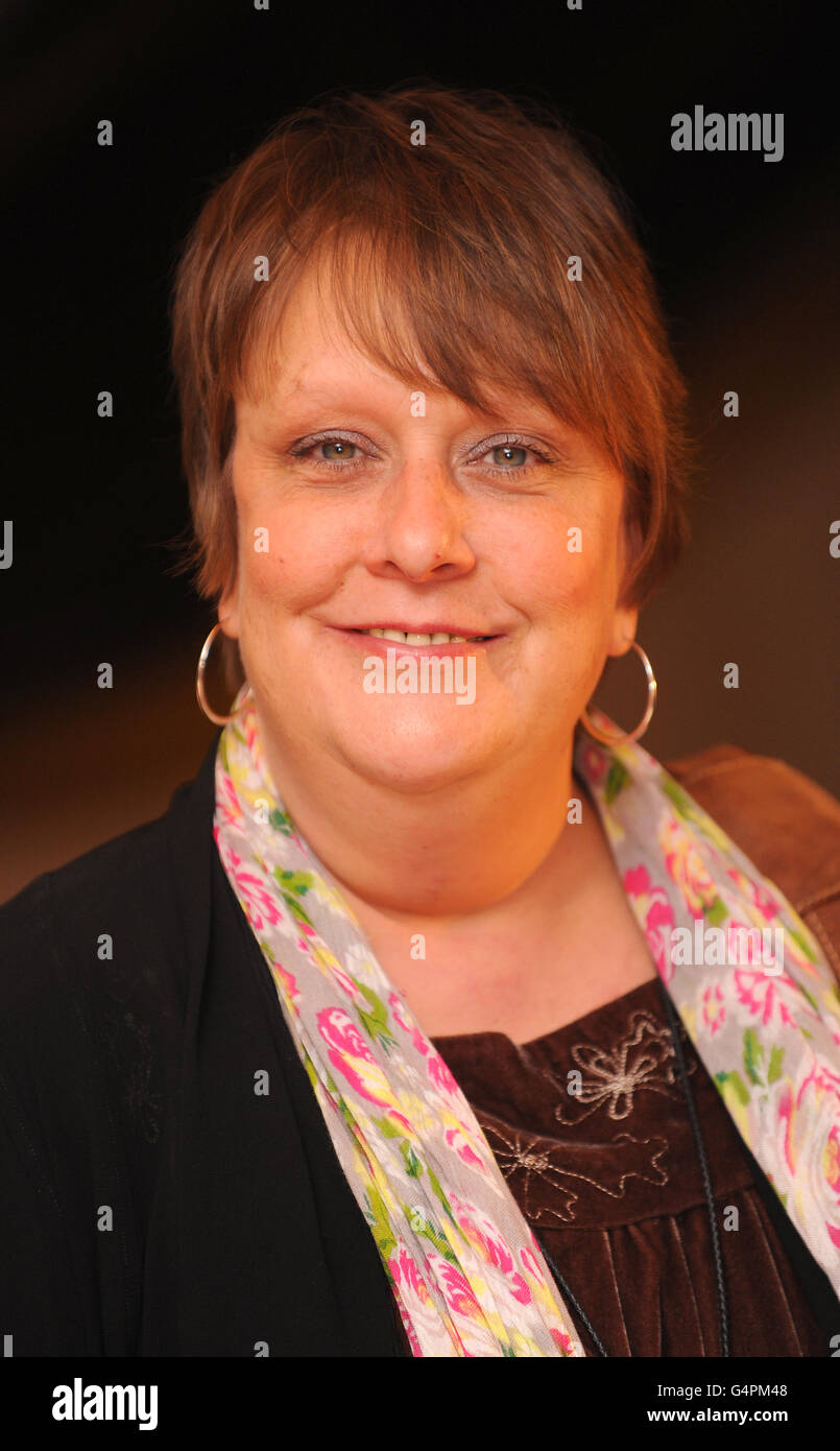 Kathy Burke arriva allo Sky Women in Film & Television Awards, all'hotel Park Lane Hilton, nel centro di Londra. Foto Stock
