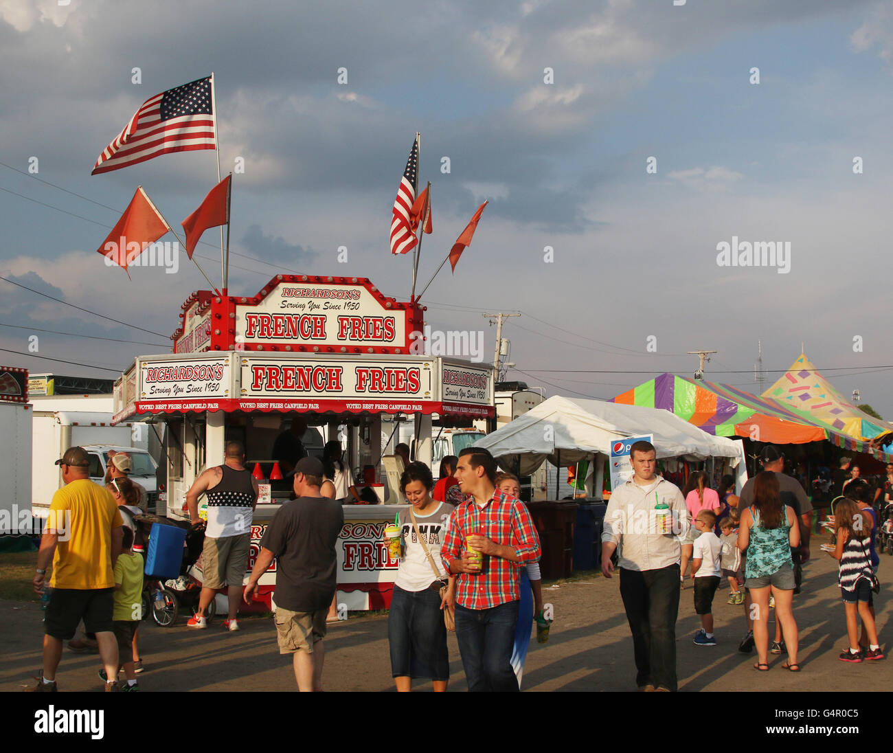 Richardsons patatine fritte. Fair Midway. Canfield fiera. Mahoning County Fair. Canfield, Youngstown, Ohio, Stati Uniti d'America. Foto Stock