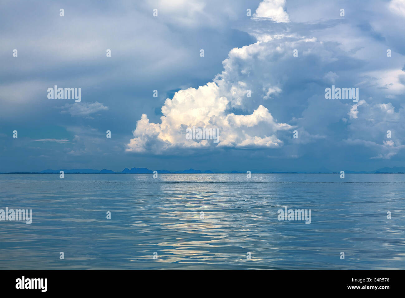 Gloom sul mare Foto Stock