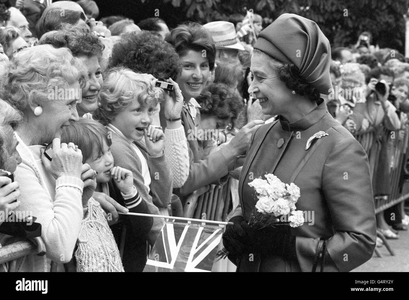 Royalty - Queen Elizabeth II visita alle Isole del Canale - Jersey Foto Stock