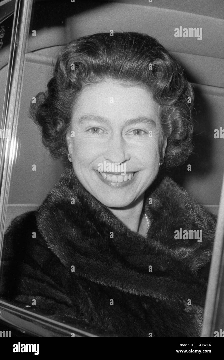 Royalty - Queen Elizabeth II - Londra Foto Stock