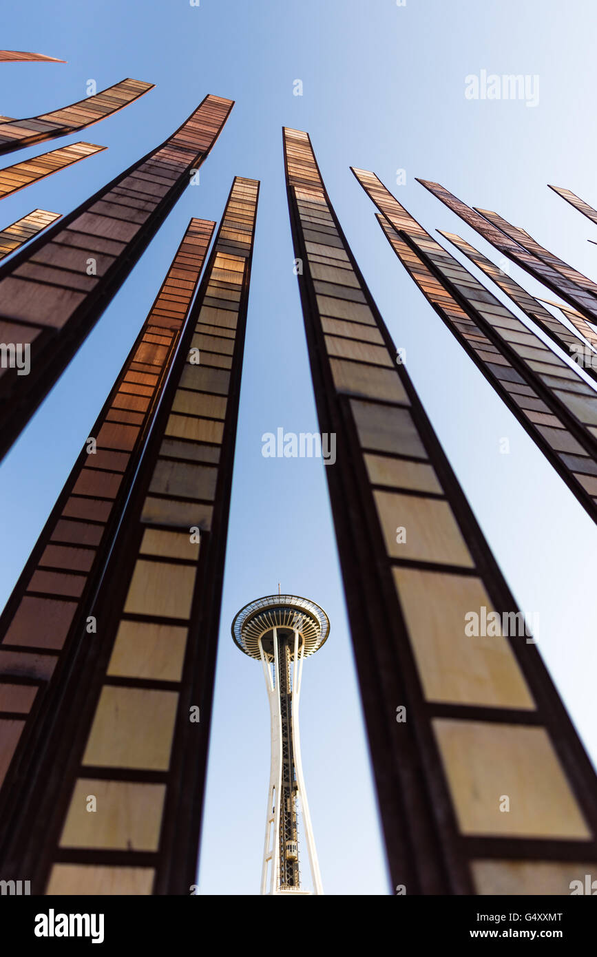 Stati Uniti d'America, Washington, Seattle Space Needle è un misuratore 184 una visione alta e il ristorante La Torre Foto Stock