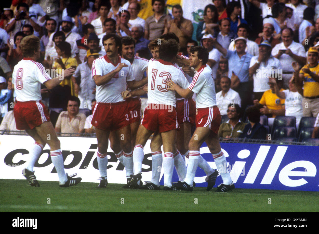 Calcio - Coppa del Mondo FIFA SPAGNA 82 - Secondo round - GRUPPO A - Polonia v Belgio - Camp Nou, Barcellona Foto Stock