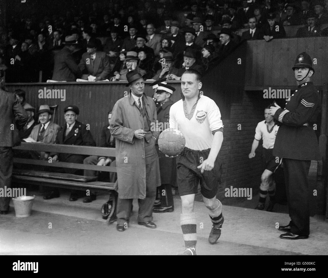 Calcio - Football League Division tre sud - Queens Park Rangers v il centro di Luton - Loftus Road Foto Stock