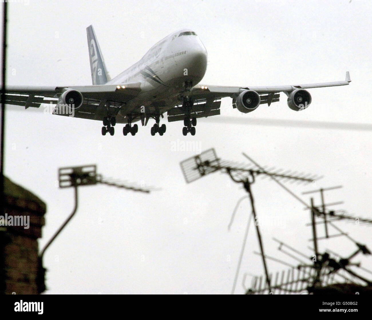 Heathrow Air Nuova Zelanda 747. Un Boeing Air New Zealand 747 che arriva all'aeroporto di Heathrow, Londra. Foto Stock