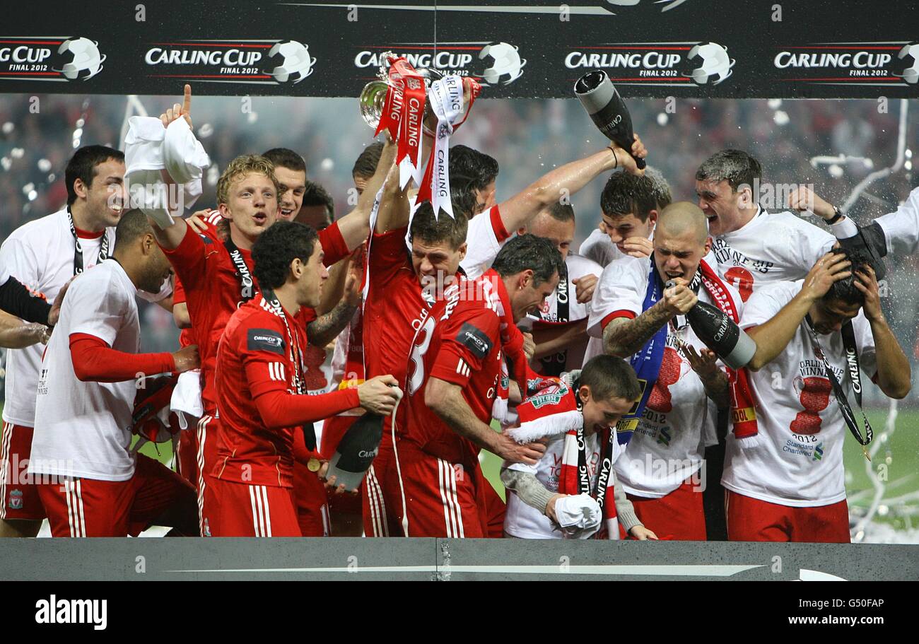 Calcio - Carling Cup - finale - Cardiff City v Liverpool - Wembley Stadium. Liverpool celebra la vittoria della Carling Cup Foto Stock