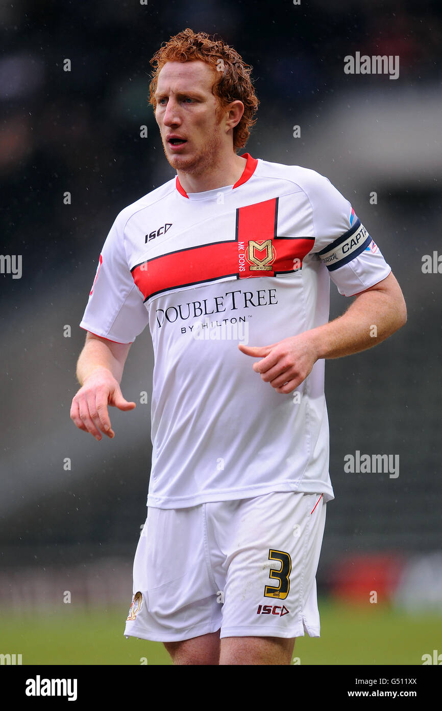 Calcio - npower Football League One - Milton Keynes Dons v Oldham Athletic - stadio:mk. Dean Lewington, Milton Keynes Dons Foto Stock