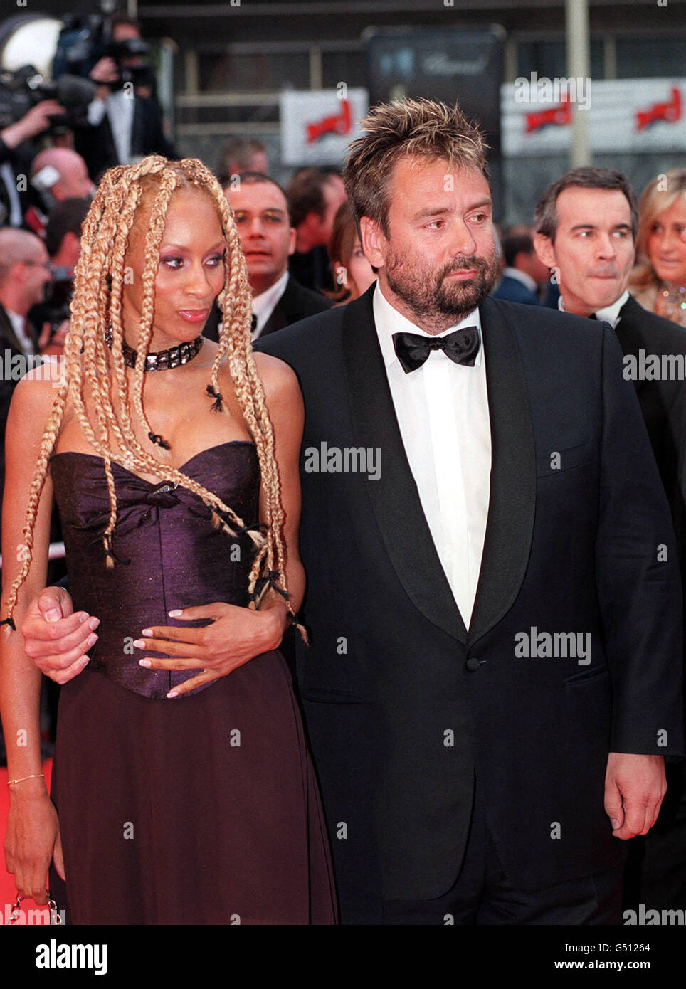 Il regista francese Luc Besson arriva in prima assoluta ai fratelli Coen 'o Brother, Where Art Thou?', al Festival di Cannes, in Francia. Foto Stock