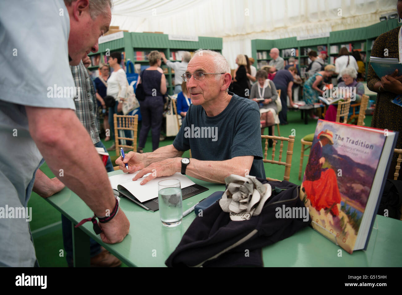 Pietro Signore gallese, storico dell'arte, l'Hay Festival della letteratura e delle arti, maggio-giugno 2016 Foto Stock