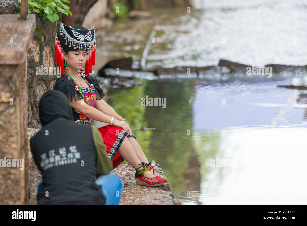 Cina Yunnan Sheng, Lijiang Shi, photoshooting nella città vecchia di Lijang Foto Stock