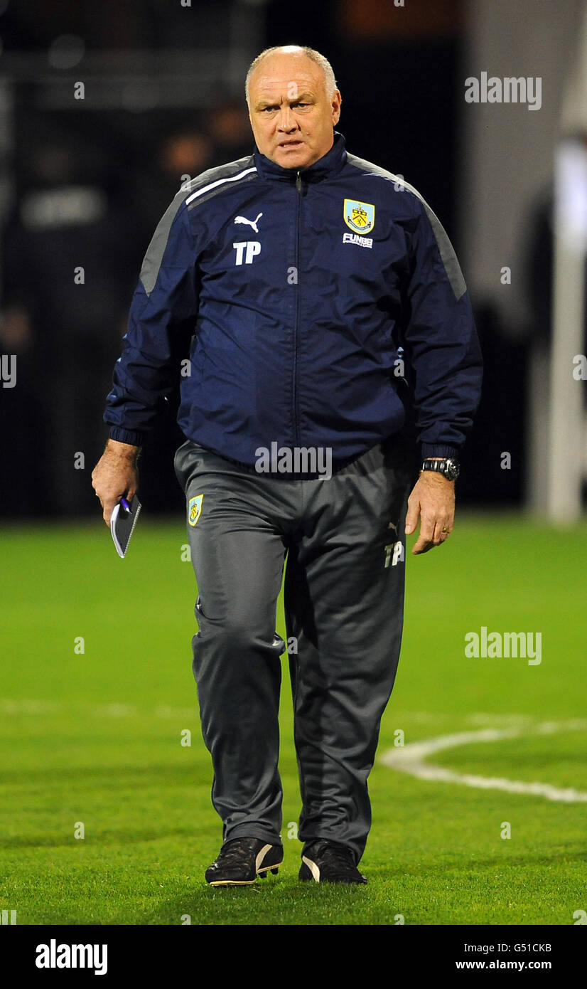 Calcio - Coppa della Gioventù fa - Quarta finale - Fulham v Burnley - Craven Cottage. Terry Pashley, allenatore della squadra giovanile di Burnley Foto Stock