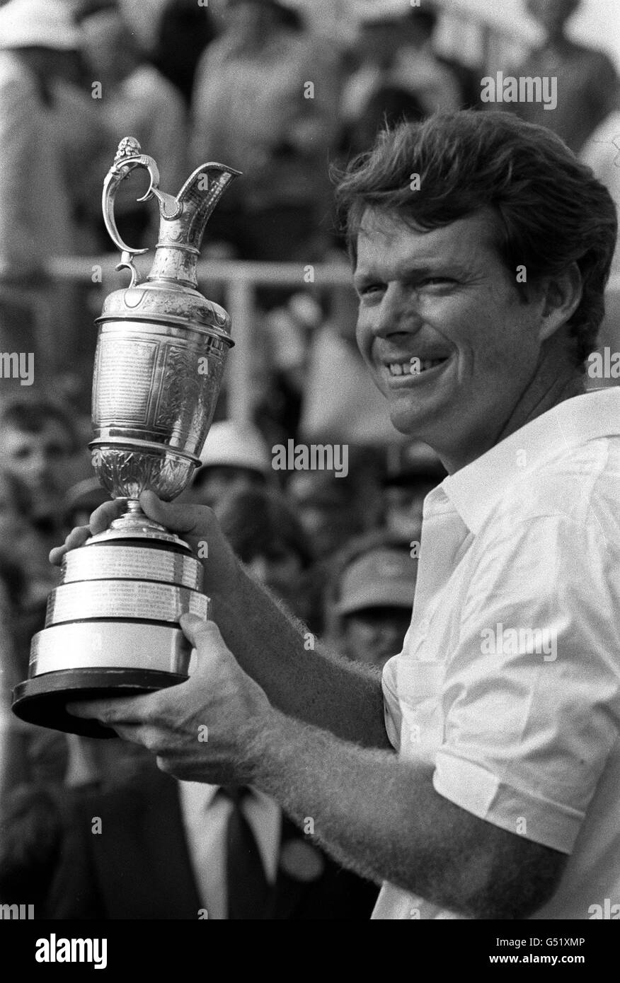 Il golfista americano Tom Watson con il trofeo Open Golf Championship 1983 dopo la sua vittoria al Royal Birkdale Golf Club, Southport. Foto Stock