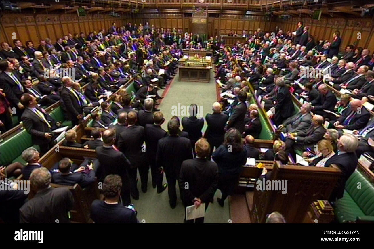 Una visione generale della Camera dei Comuni di Londra durante le interrogazioni del primo Ministro. Foto Stock