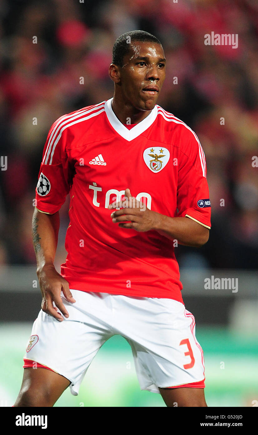 Calcio - UEFA Champions League - Round of 16 - seconda tappa - Benfica v Zenit San Pietroburgo - Estadio da Luz. Da Conceicao Emerson, Benfica Foto Stock