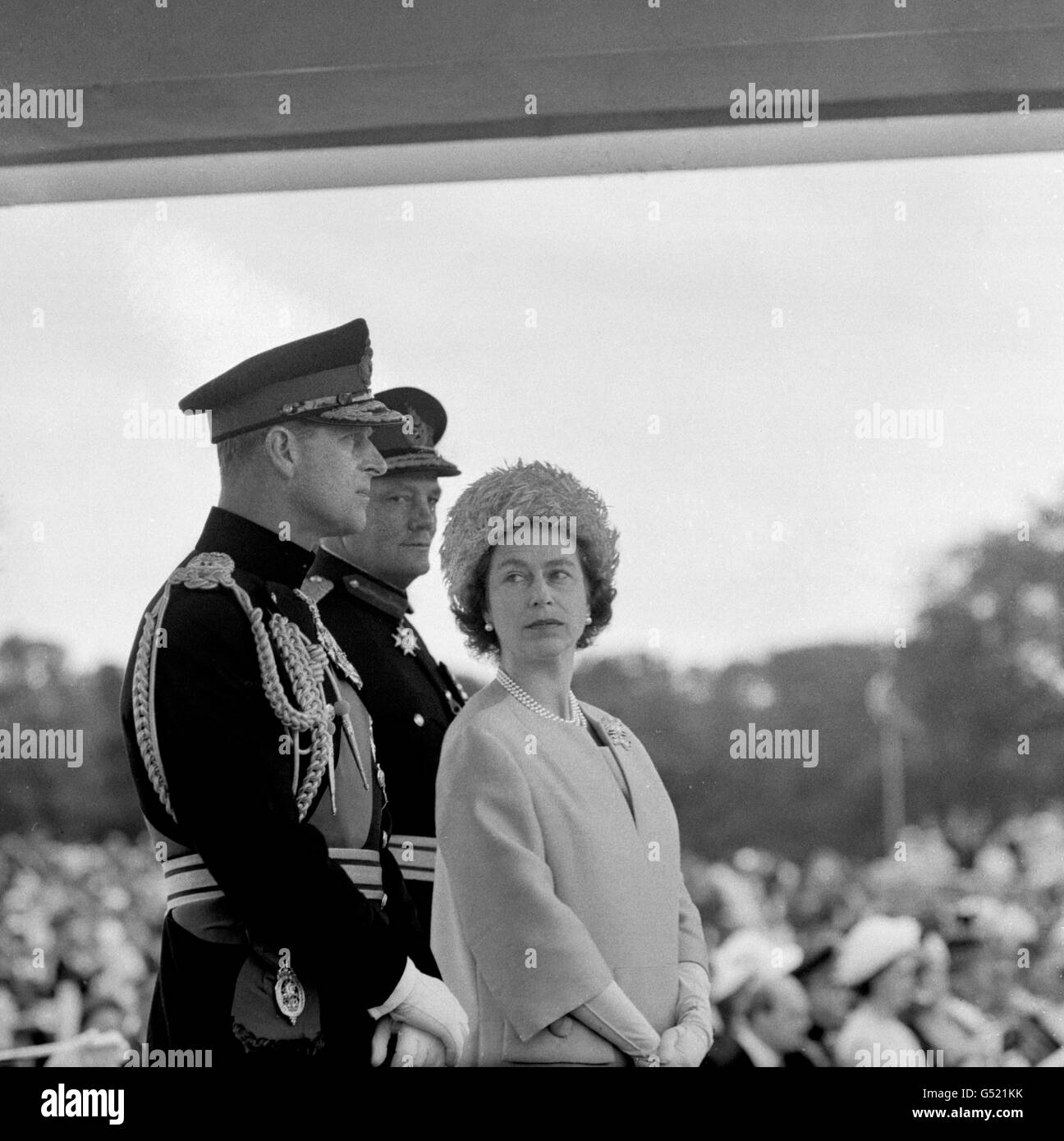 Royalty - la regina Elisabetta II e il Duca di Edimburgo - Sandhurst Foto Stock