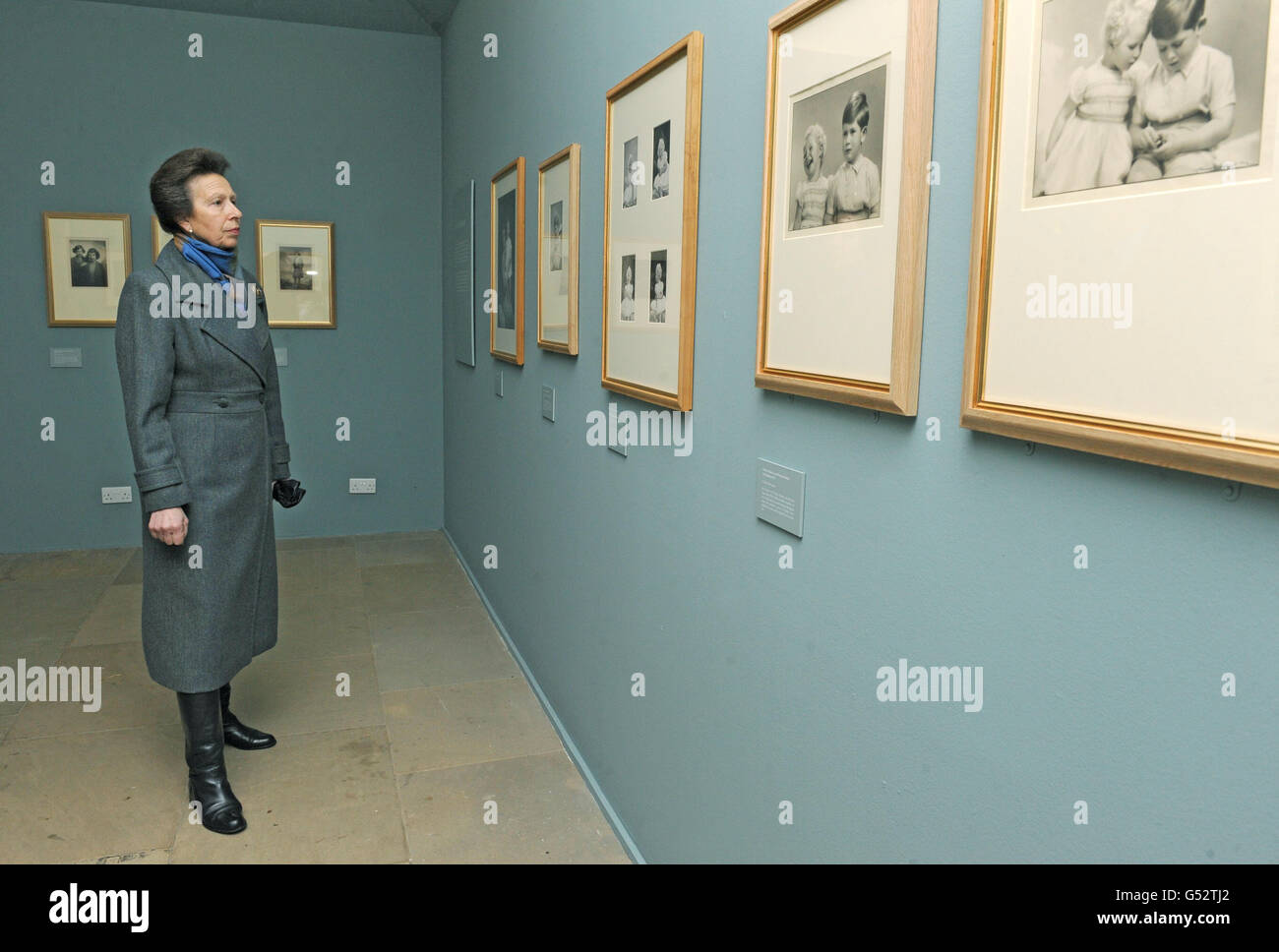 La Principessa reale vede una mostra di fotografie reali scattate dal fotografo reale Marcus Adams in mostra presso Harewood House, Leeds. Foto Stock