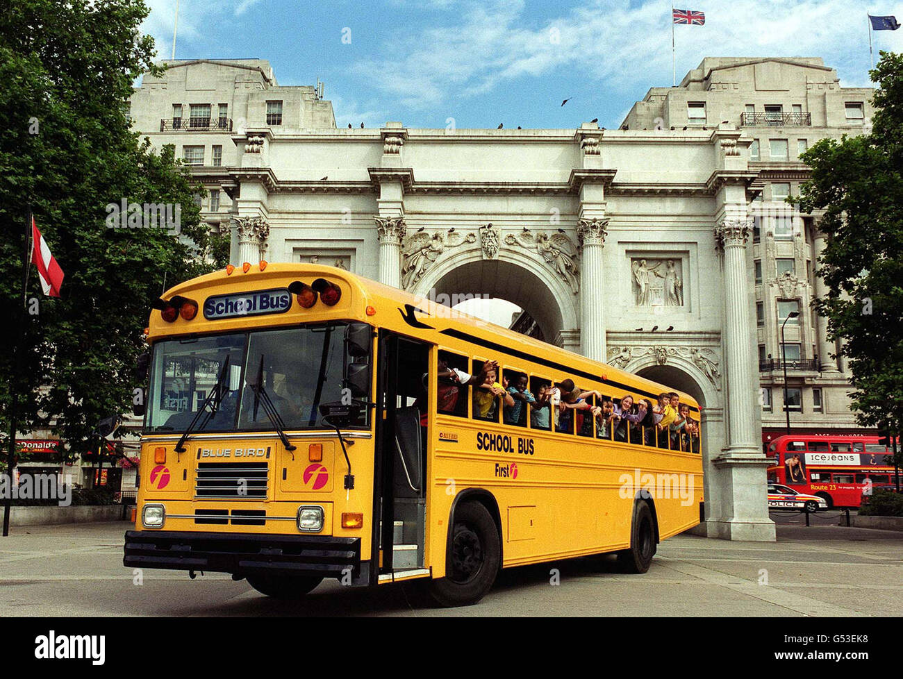 Giallo scuola bus Foto Stock