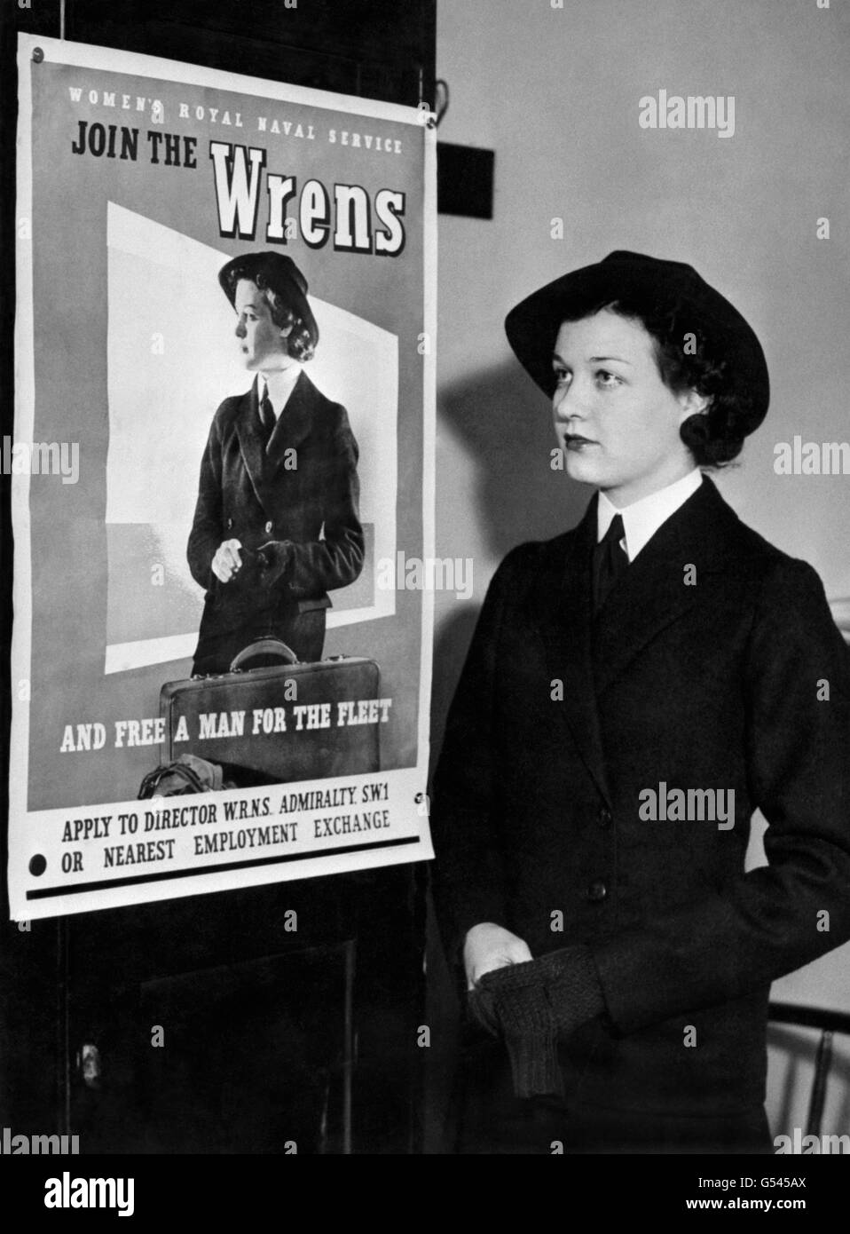 L'attuale Wren (un membro del Royal Naval Service delle Donne) che è stato scelto come modello adatto per questo poster di reclutamento. Foto Stock