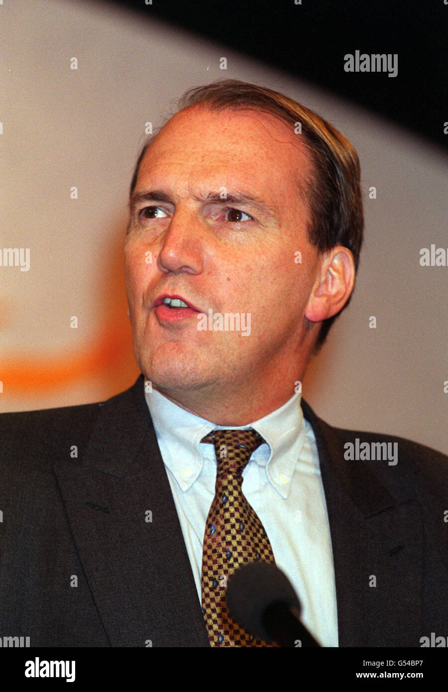 Simon Hughes, portavoce degli affari interni, alla Conferenza dei liberali democratici a Bournemouth. Foto Stock