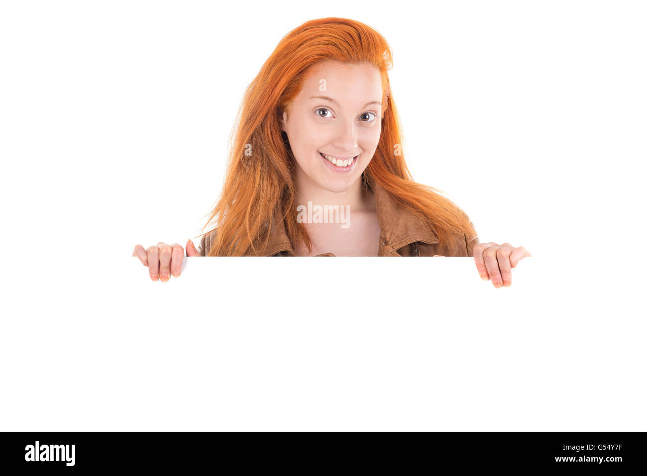 Bellissimi Capelli rossi ragazza con bordo bianco isolato in bianco Foto Stock