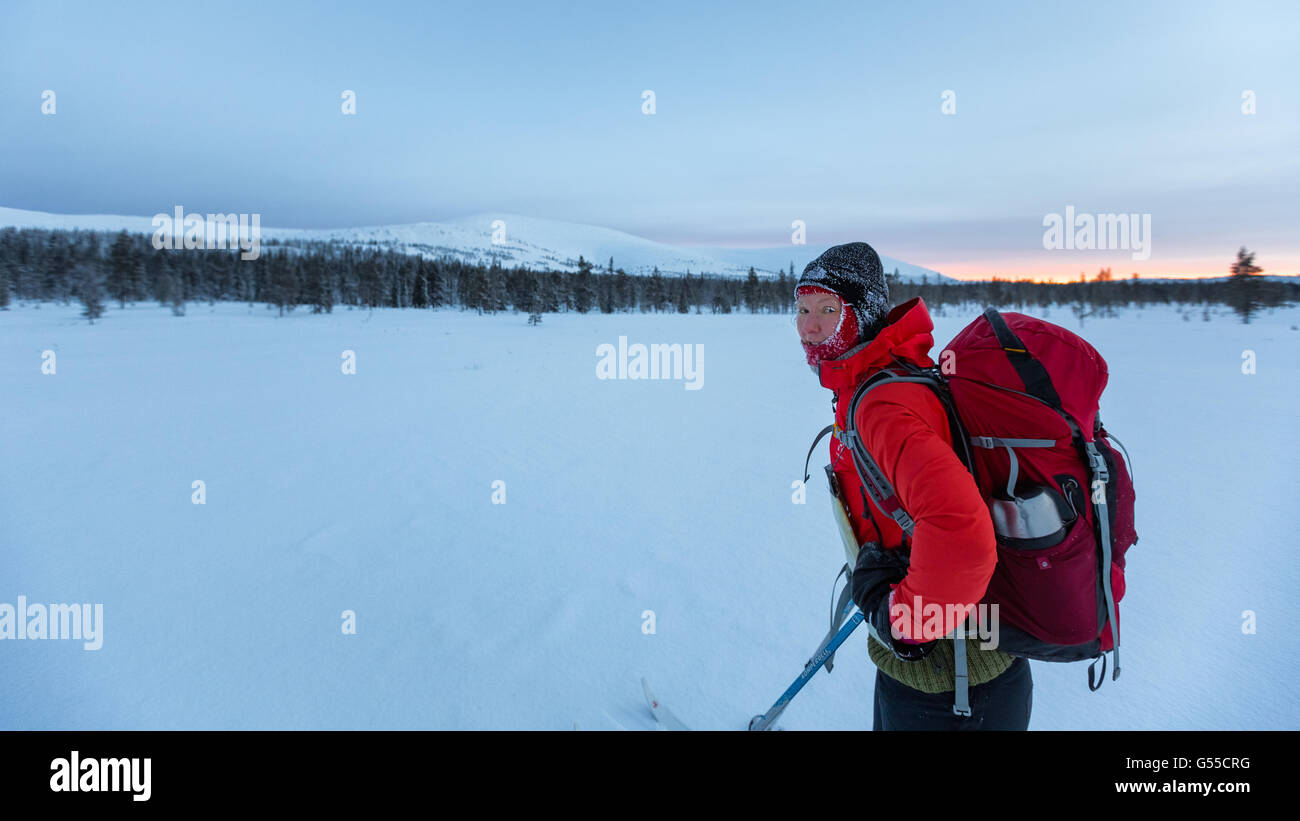 Sci alpinismo in Urho Kekkonen national park, Sodankylä, Lapponia, Finlandia, Europa, UE Foto Stock