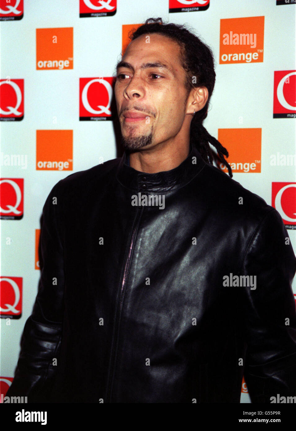 Roni Size artista drum and bass al Park Lane Hotel, nel centro di Londra, per i Q Awards. L'evento, sponsorizzato dalla rivista musicale Q, è uno dei momenti salienti dell'anno dell'industria musicale. Foto Stock