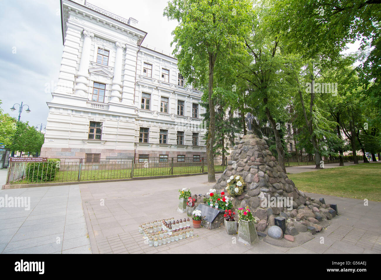 Il Museo del Genocidio vittime è situato nell'ex KGB sede centrale di fronte alla piazza Lukiskes, Foto Stock
