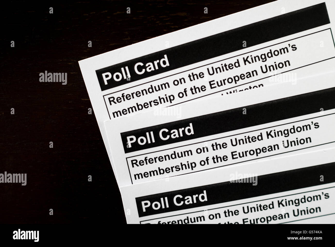 Schede di polling sulla tavola per il referendum per il Regno Unito è membro dell'Unione europea, Giugno 2016 Foto Stock