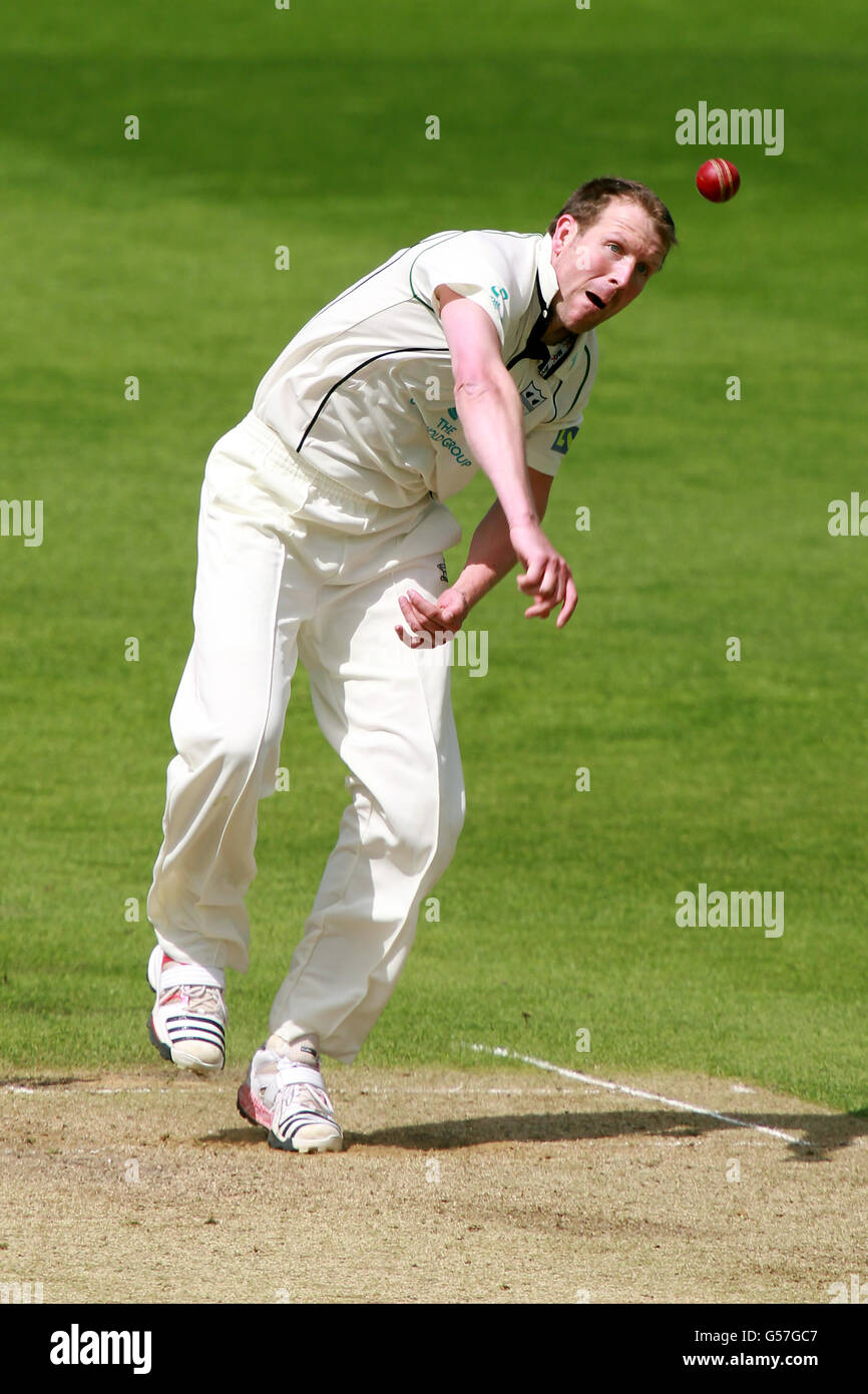 Cricket - LV= Campionati della Contea - Divisione uno - Worcestershire v Surrey - Day Three - New Road. Alan Richardson del Worcestershire in azione Foto Stock