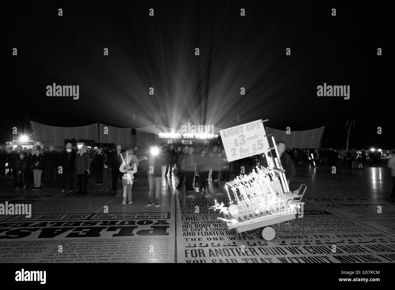 Venditore ambulante Blackpool illuminata di notte Foto Stock