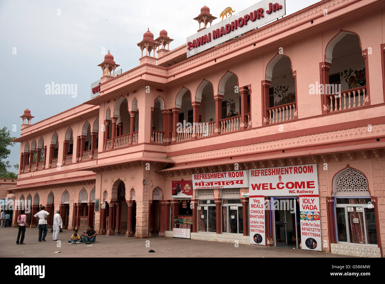 L'immagine di Sawai Madhopur stazione ferroviaria è stata presa in India Foto Stock