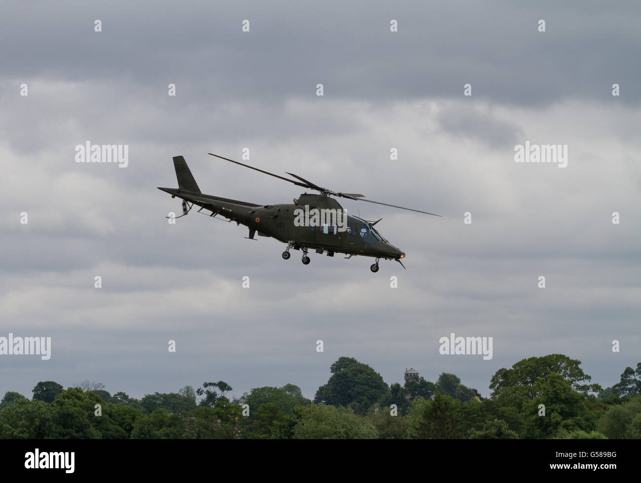 Un elicottero che vola display a RAF Cosford Air Show Foto Stock