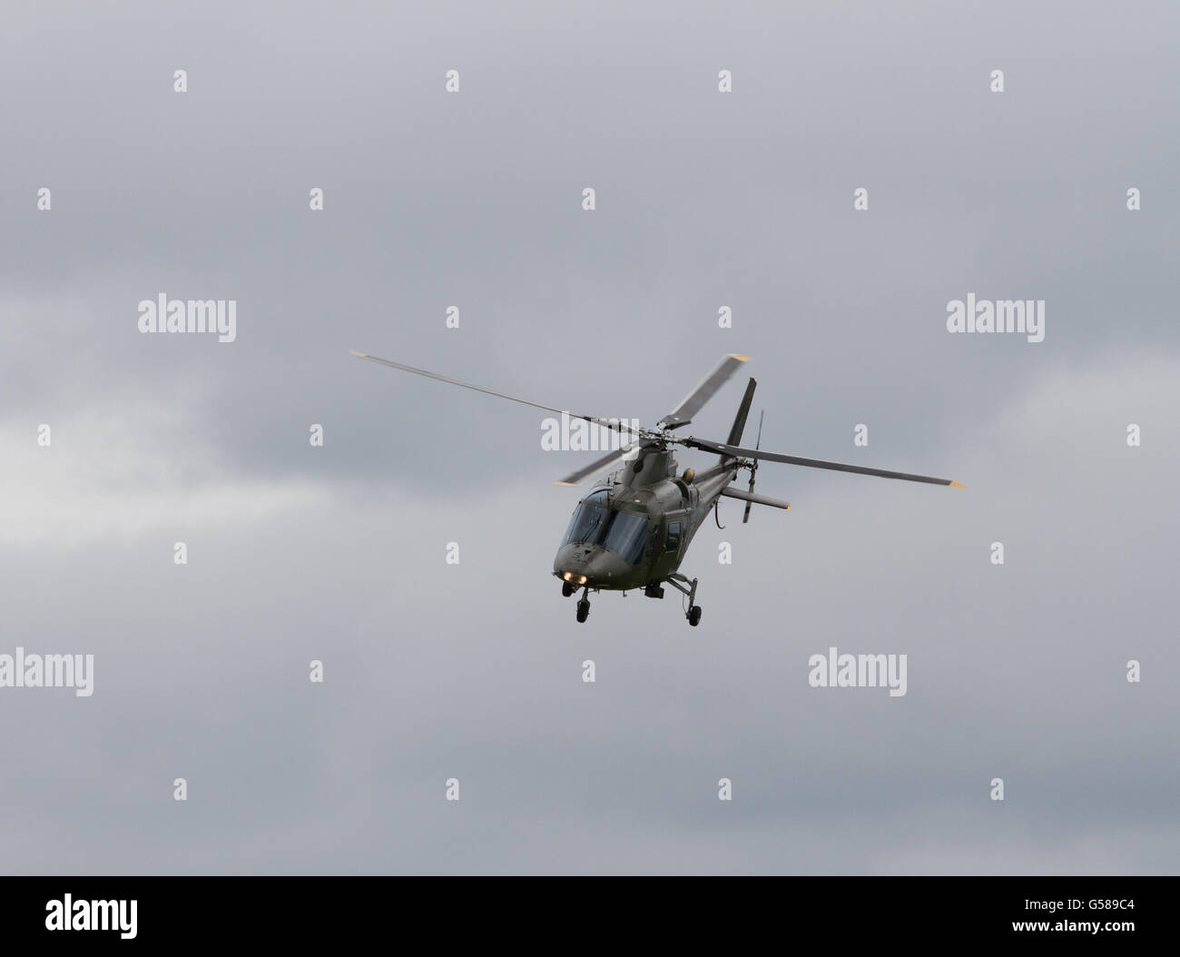 Un elicottero che vola display a RAF Cosford Air Show Foto Stock