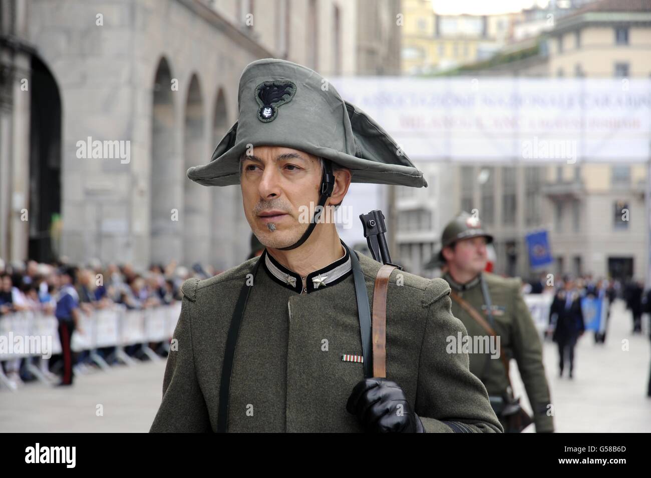 Carabinieri Associazione Nazionale raccolta per celebrare il 202°  anniversario di fondazione; storiche uniformi della prima guerra mondiale  Foto stock - Alamy