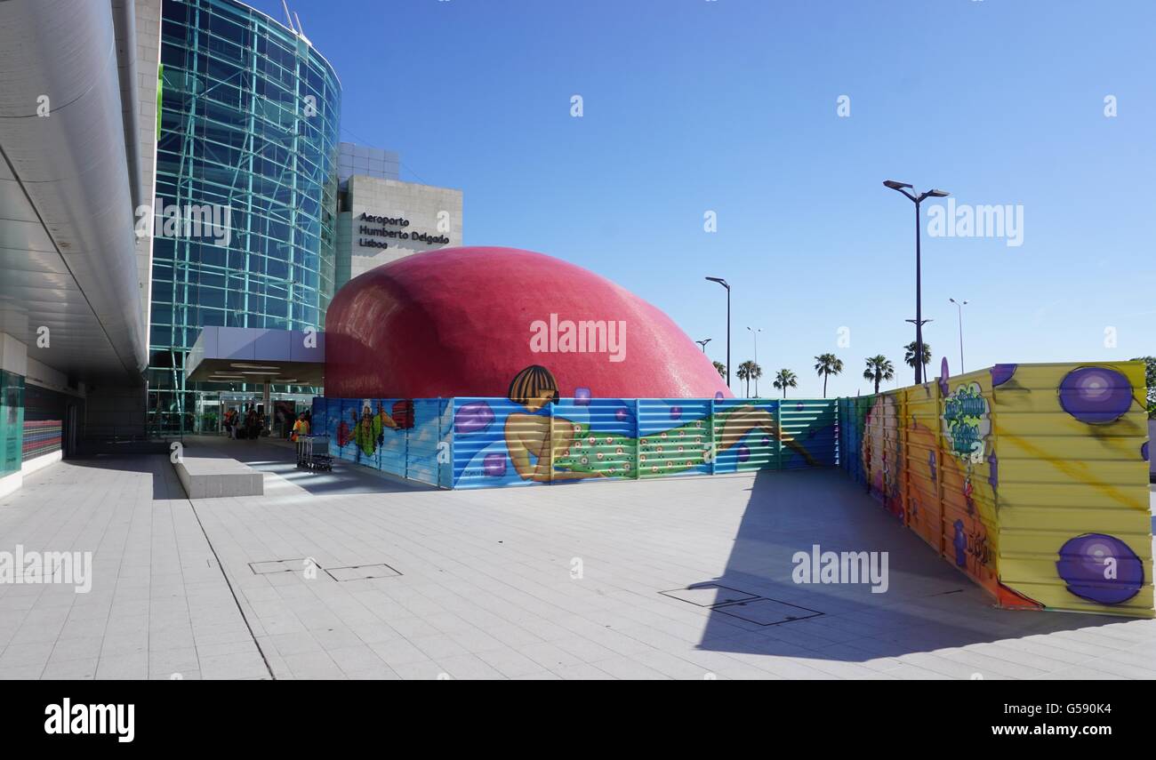Il Lisbona aeroporto Portela LIS, formalmente chiamato Lisbona Humberto Delgado Airport Foto Stock