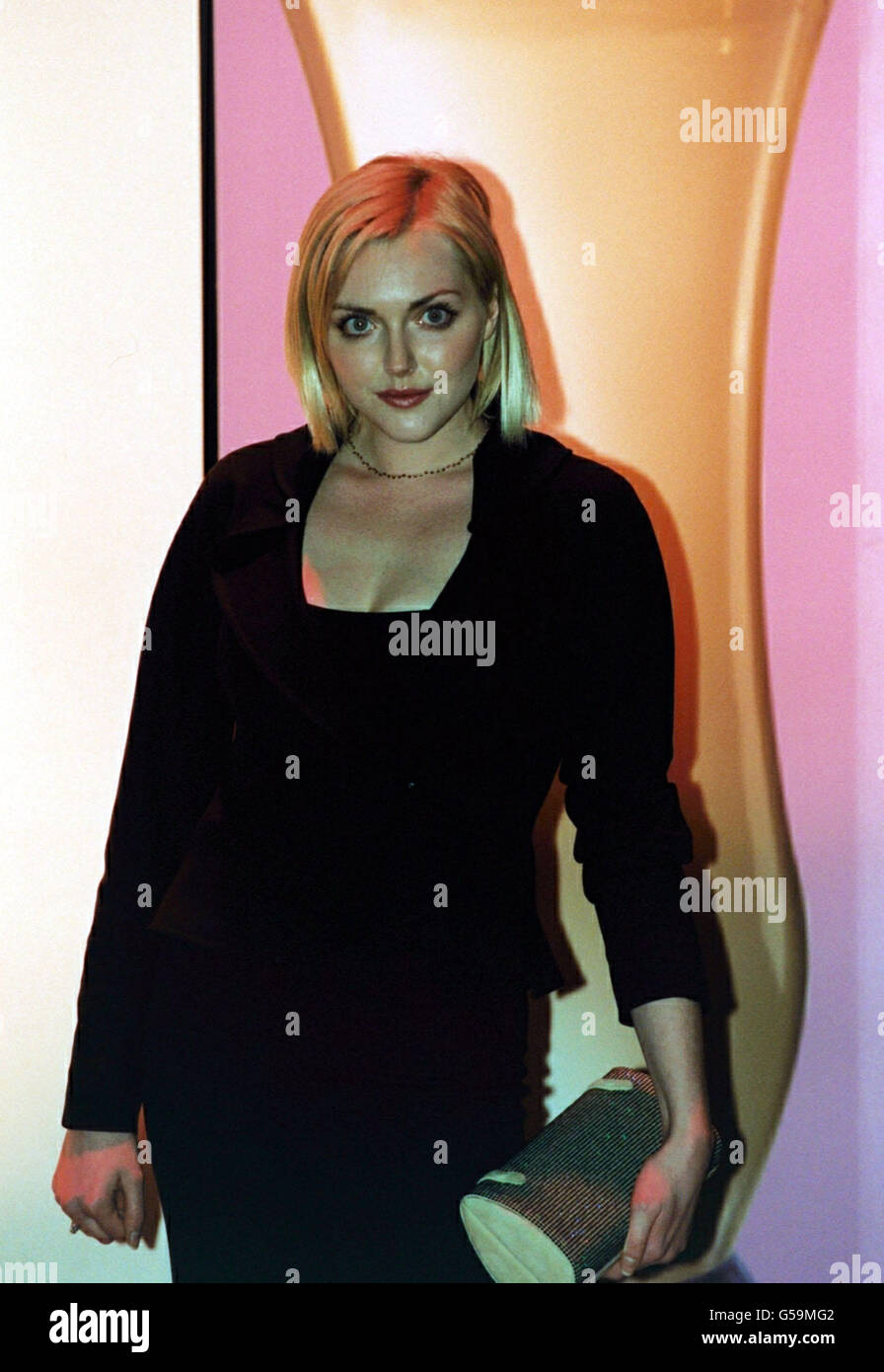 Modello Sophie Dahl arriva alla festa di lancio per 'Versace Woman', la nuova fragranza di Donatella Versace all'Attica di Londra. Foto Stock