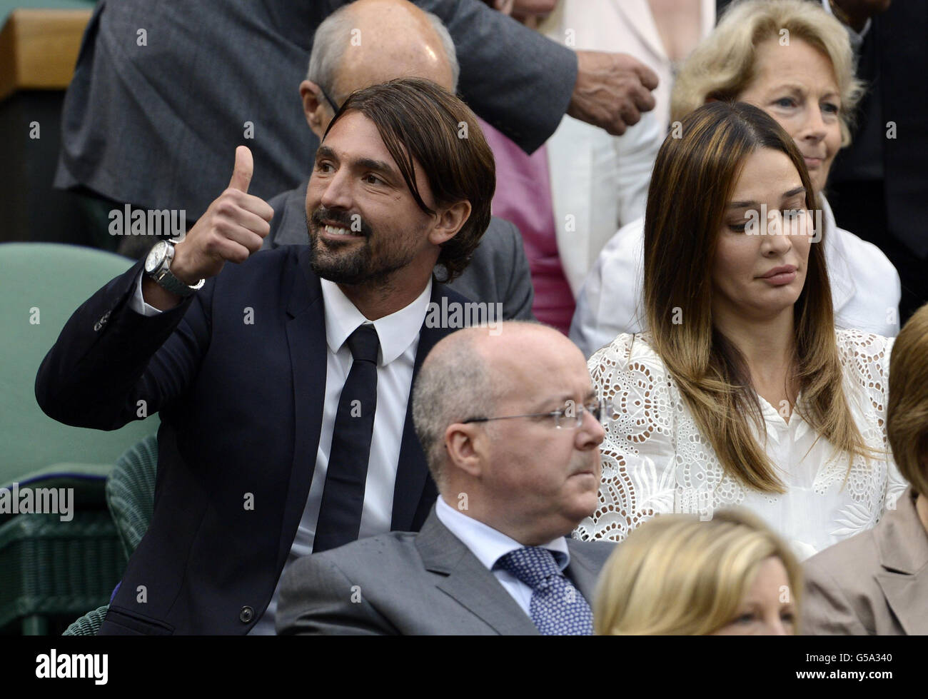 Goran Ivanisevic e Tatjana Dragovic nel Royal Box durante l'undici° giorno dei Campionati di Wimbledon del 2012 al All England Lawn Tennis Club di Wimbledon. Foto Stock