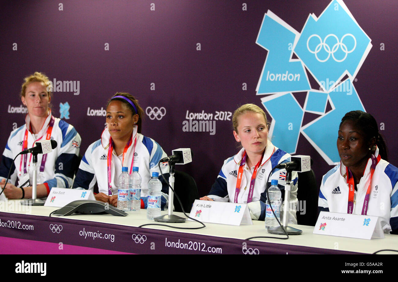 Karen Bardsley della Gran Bretagna (sinistra-destra), Alex Scott, Kim Little e Anita Asante durante una conferenza stampa al Parco Olimpico di Londra. Foto Stock