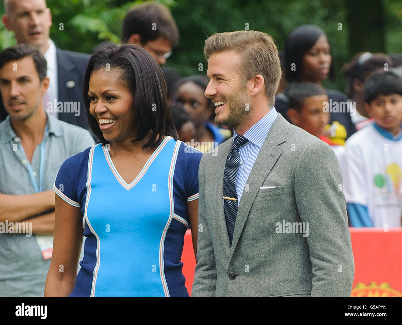 US First Lady Michelle Obama e David Beckham ad un 'facciamo muovere!' Evento, per le famiglie del personale militare statunitense, a Winfield House, nel Regent's Park, nel centro di Londra. Foto Stock