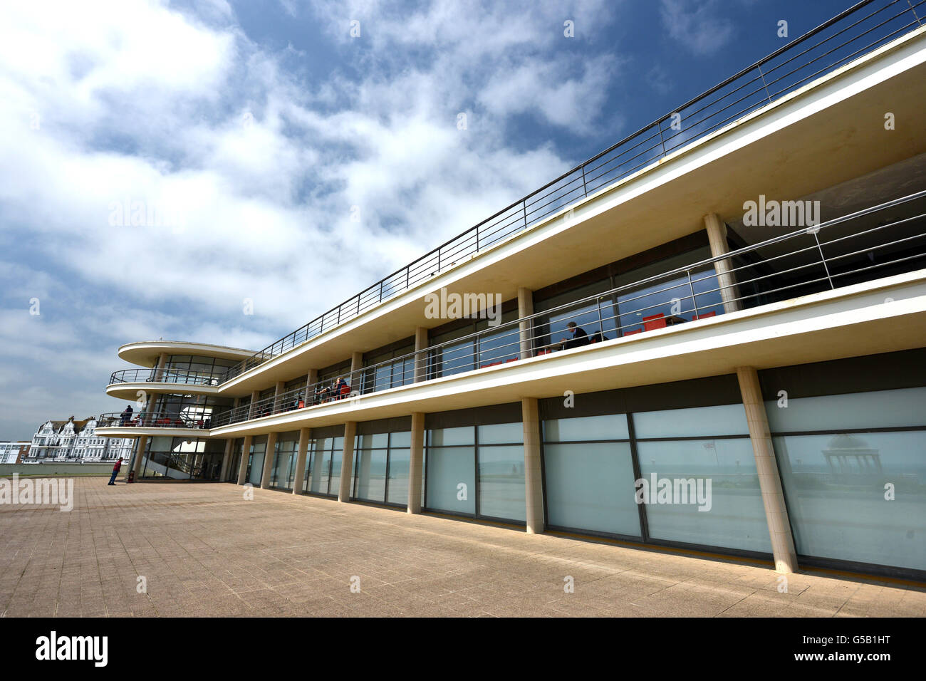 De La Warr Pavilion, Bexhill, East Sussex, progettato da Erich Mendelsohn e Serge Chermayeff e costruito nel 1935 Foto Stock