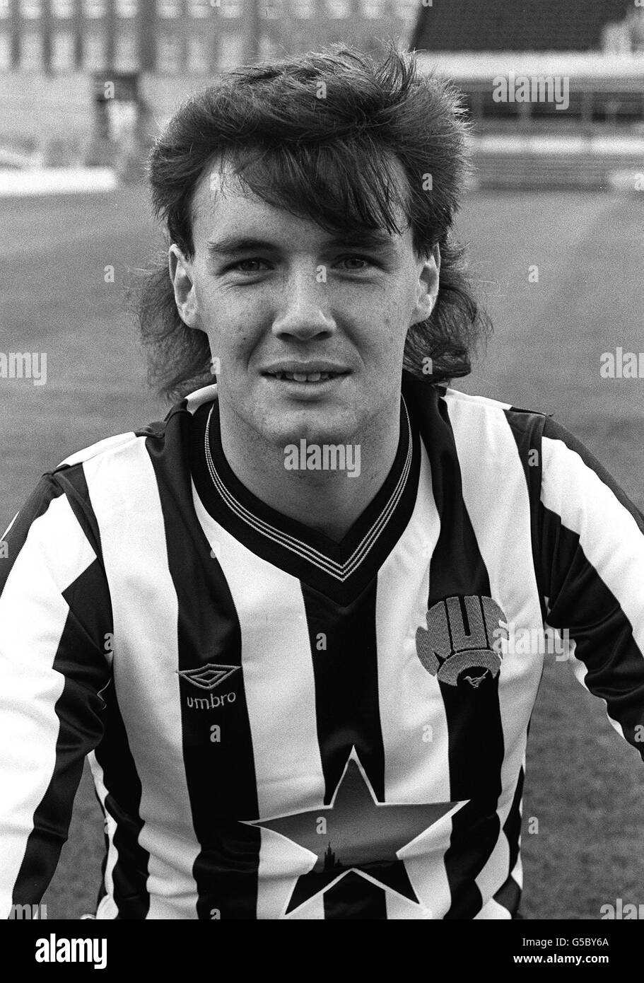 Il giocatore Newcastle United, Wesley Saunders in testa alla stagione 1985/86. Foto Stock